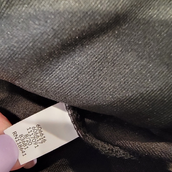 Livi Zip-Front Hoodie Jacket Velour Black Size 18/20 NEW! - Picture 6 of 10